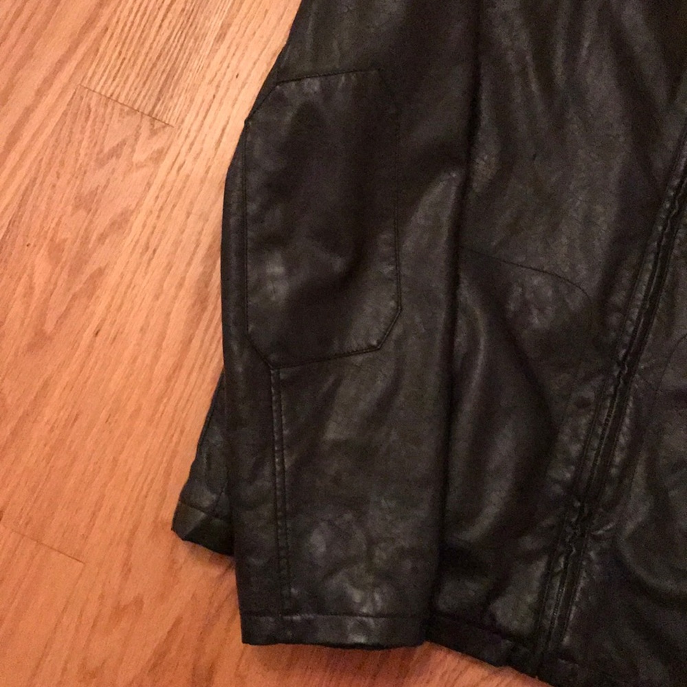 Men’s Black Jacket - Picture 2 of 8